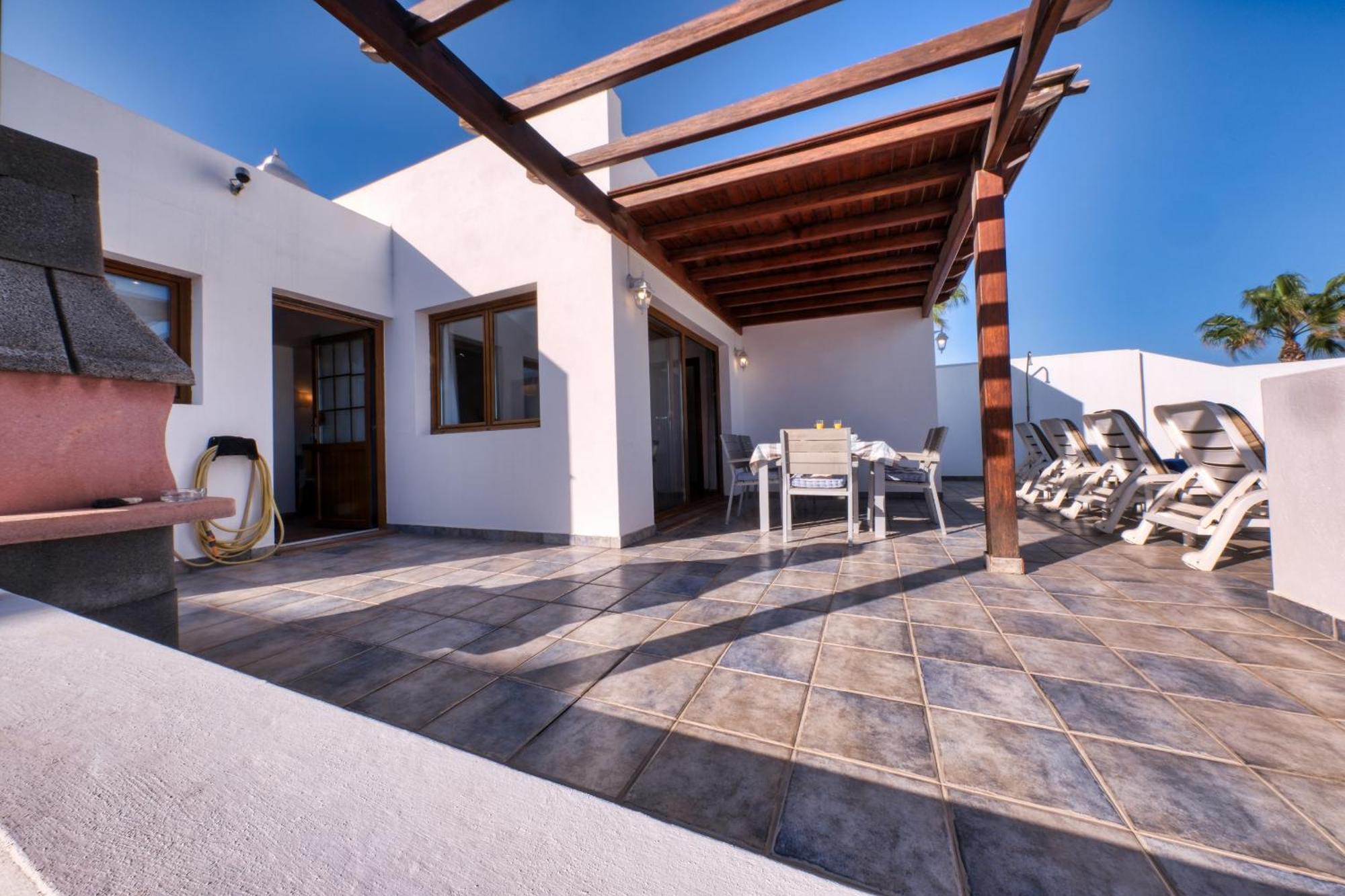 Lava And Sea - Private Pool, Bbq And Amazing Sea Views By Lanzarote Vacation Homes * Playa Blanca (Lanzarote)