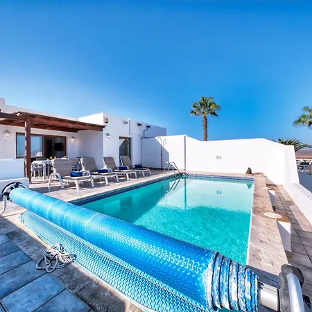 Villa Lava And Sea- Private Pool, Amazing Sea Views à Playa Blanca  Extérieur photo