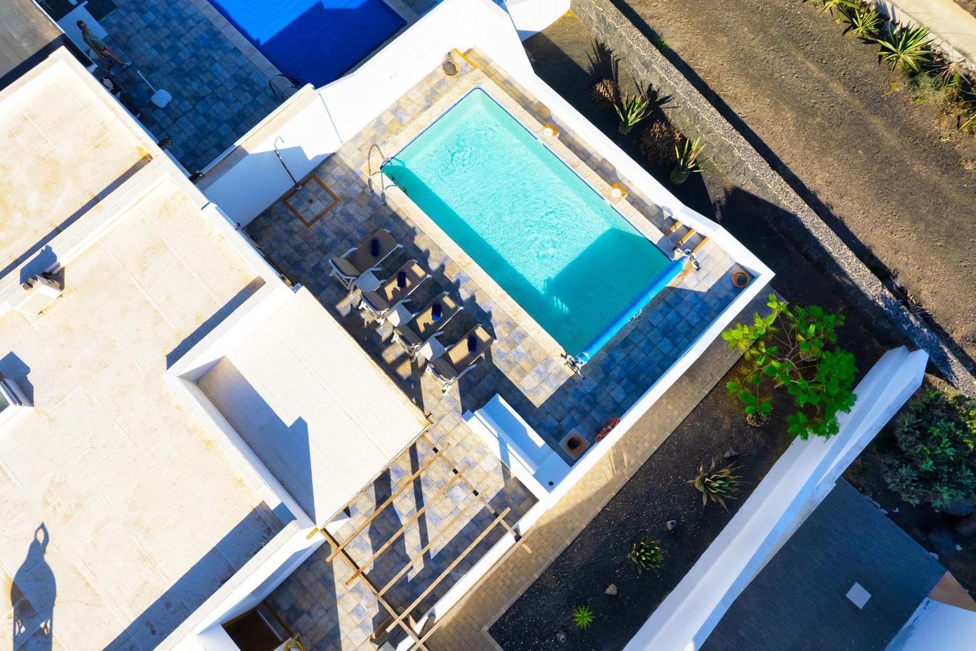 Hébergement de vacances Lava And Sea- Private Pool, Amazing Sea Views
